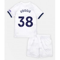 Billiga Tottenham Hotspur Destiny Udogie #38 Barnkläder Hemma fotbollskläder till baby 2023-24 Kortärmad (+ Korta byxor)